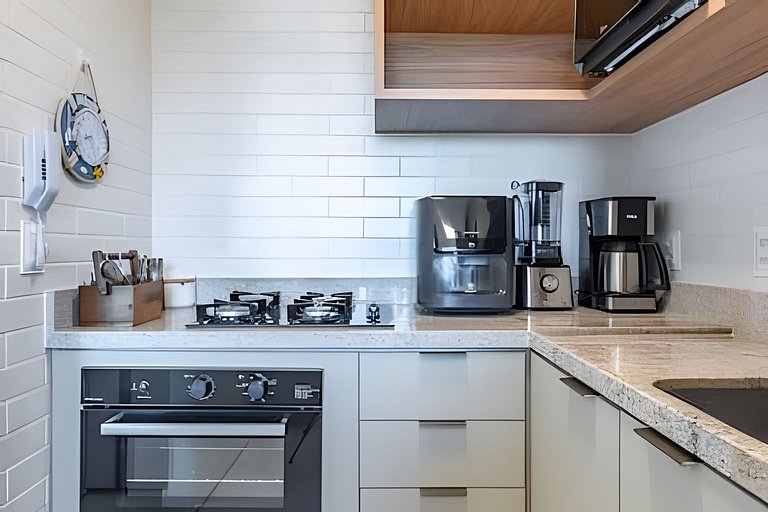 Flat Muro Alto Vista Premium, Frente Mar